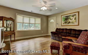 34 Laurel Brook Rd, Lincroft, NJ 07738 photo 23