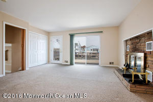 58 E Pampano Dr, Brick, NJ 08723 photo 4