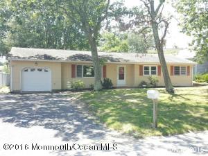 330 Crystal Dr, Brick, NJ 08723 photo 1