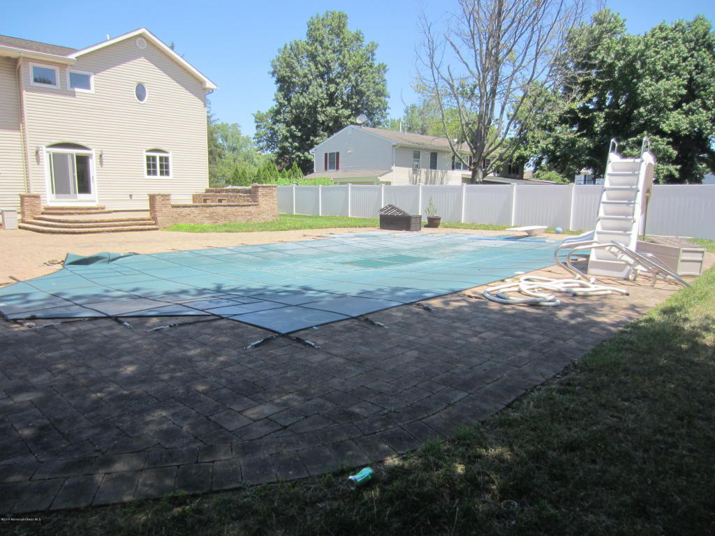 24 Kenneth Ter E, Middletown, NJ 07748 photo 33