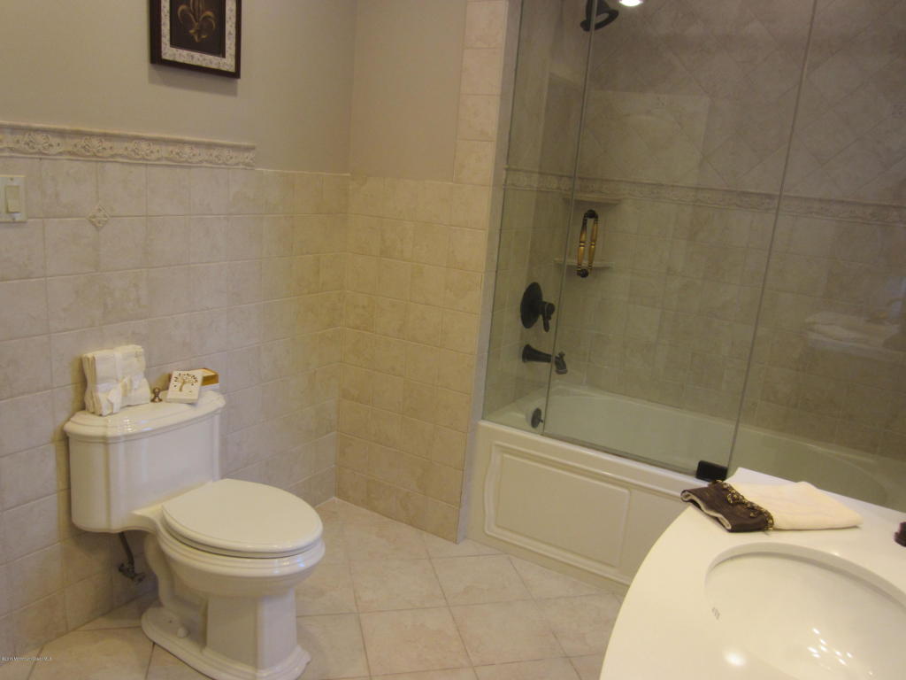 24 Kenneth Ter E, Middletown, NJ 07748 photo 22