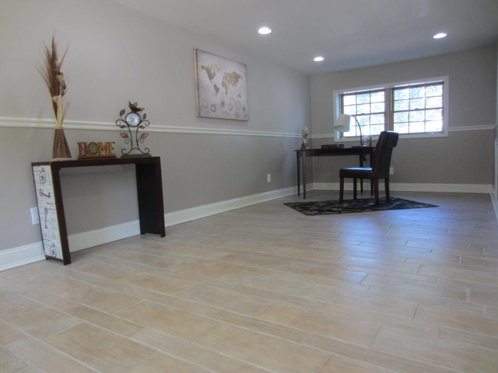 24 Kenneth Ter E, Middletown, NJ 07748 photo 19