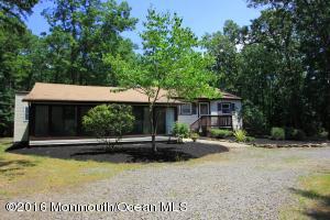 129 Willow Dr, Jackson, NJ 08527 photo 1