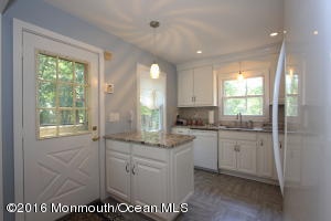129 Willow Dr, Jackson, NJ 08527 photo 4