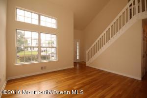 72 Red Maple Dr, Brick, NJ 08724 photo 4