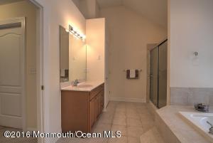 9 Fitzpatrick Run, Millstone, NJ 08535 photo 22