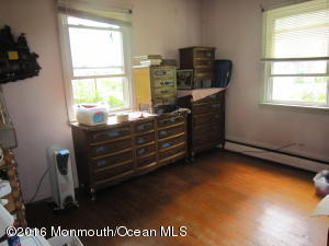 74 Frederick Ave, Howell, NJ 07731 photo 5