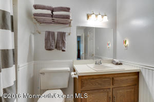 35 Maple Ln #B, Brielle, NJ 08730 photo 23