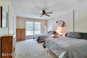 35 Maple Ln #B, Brielle, NJ 08730 photo 22