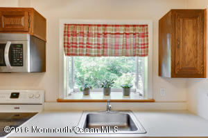 35 Maple Ln #B, Brielle, NJ 08730 photo 15