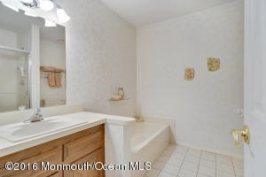 35 Maple Ln #B, Brielle, NJ 08730 photo 20