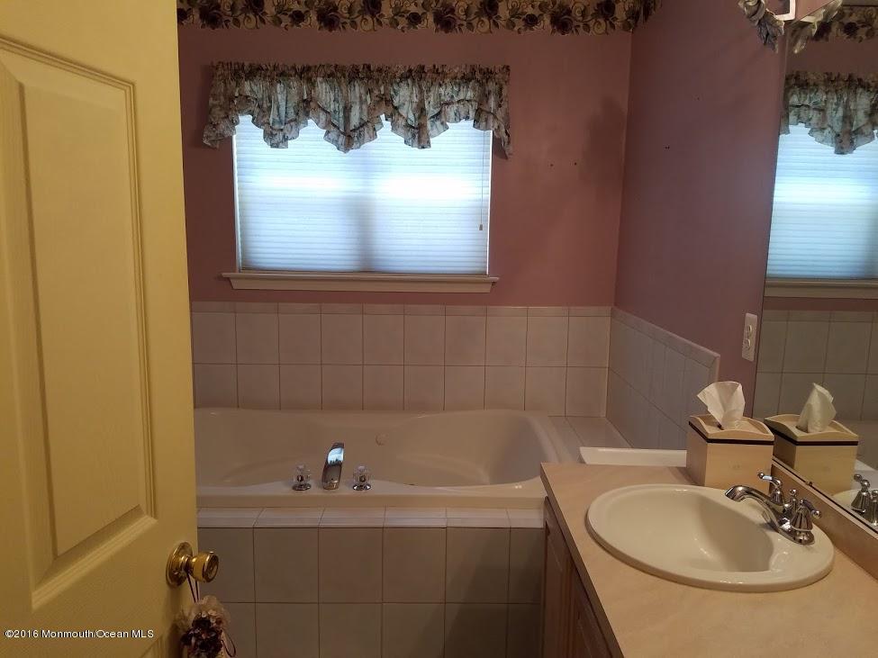 6 Heather Ct, Jackson, NJ 08527 photo 12