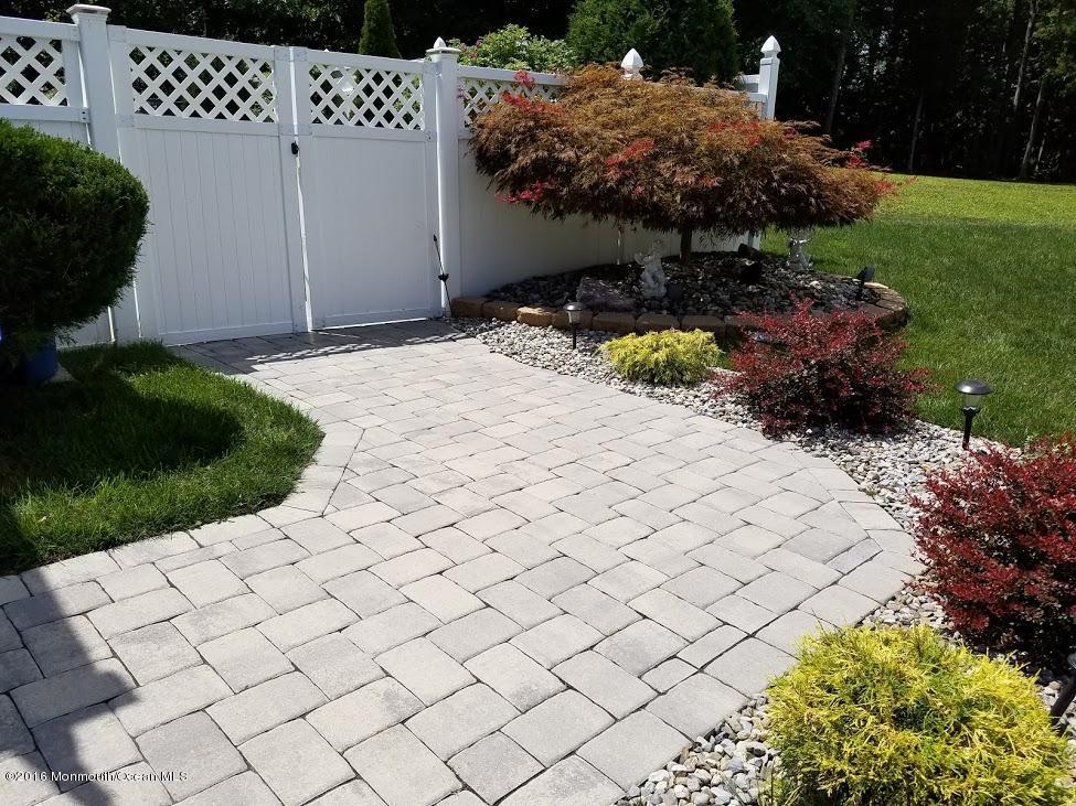 6 Heather Ct, Jackson, NJ 08527 photo 5
