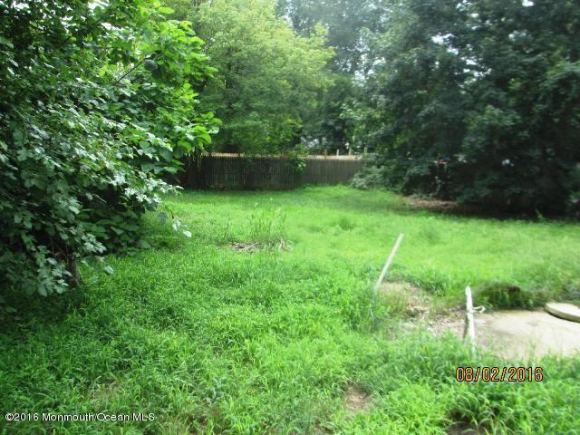 24 E 1st St, Howell, NJ 07731 photo 3
