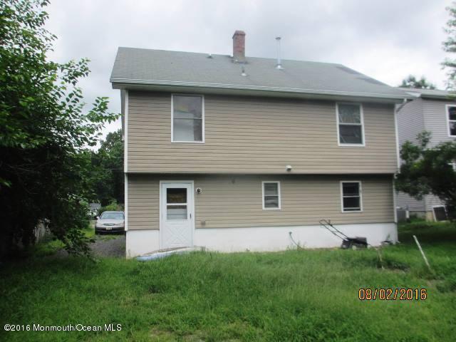 24 E 1st St, Howell, NJ 07731 photo 2