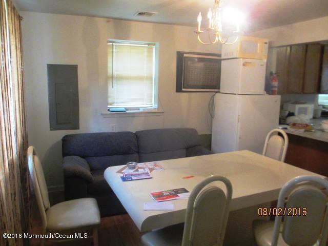 24 E 1st St, Howell, NJ 07731 photo 7