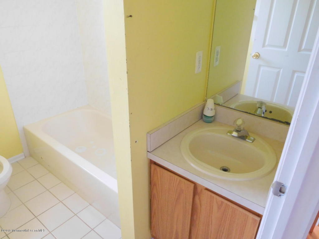 117 Atrium Dr, Brick, NJ 08723 photo 14