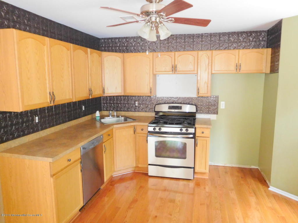 117 Atrium Dr, Brick, NJ 08723 photo 5