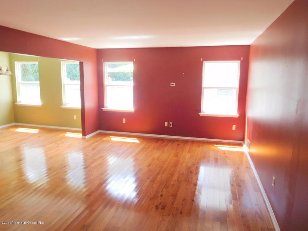 117 Atrium Dr, Brick, NJ 08723 photo 2