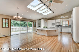 16 Mockingbird Rd, Edison, NJ 08820 photo 8