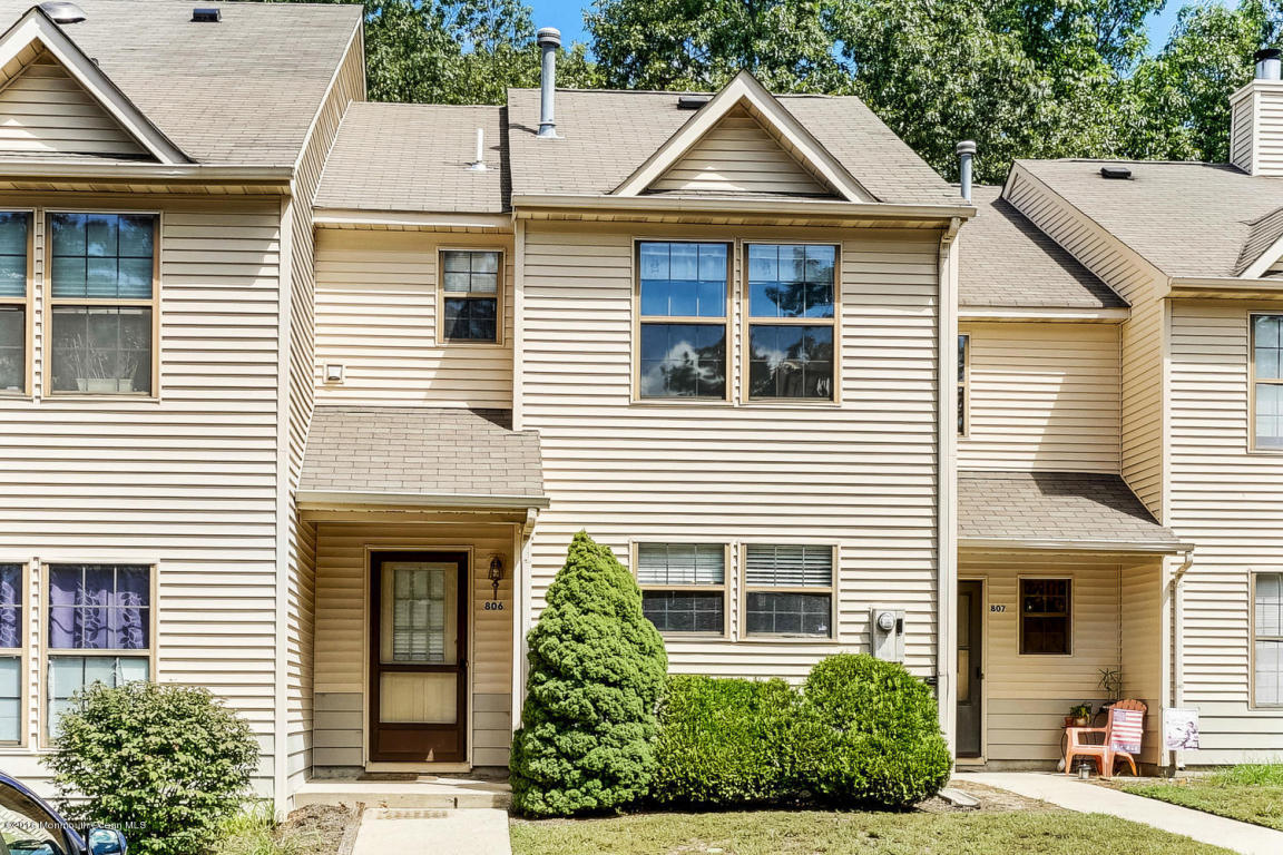 806 Violet Ln, Jackson, NJ 08527 photo 1