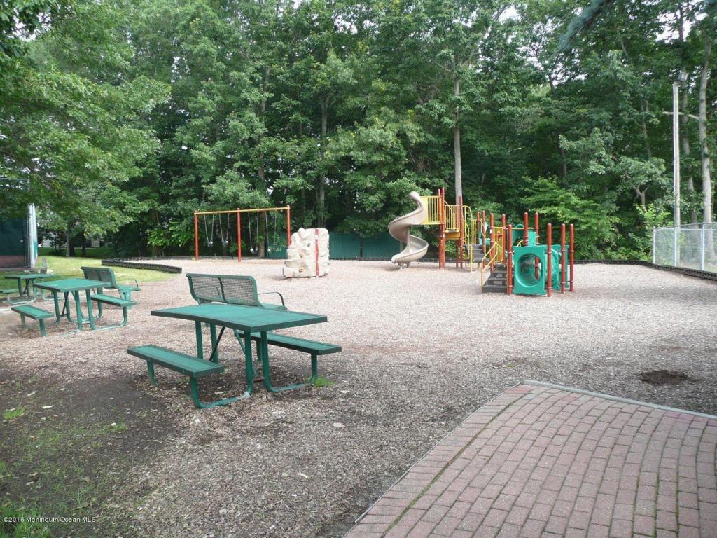 806 Violet Ln, Jackson, NJ 08527 photo 28