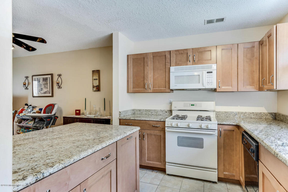 806 Violet Ln, Jackson, NJ 08527 photo 7