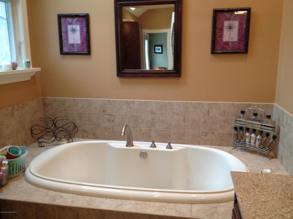 28 Spring Ave, Brick, NJ 08723 photo 18