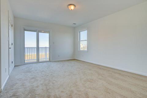628 Front St, Union Beach, NJ 07735 photo 3