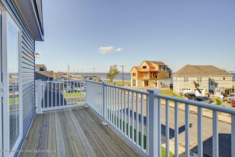 628 Front St, Union Beach, NJ 07735 photo 33