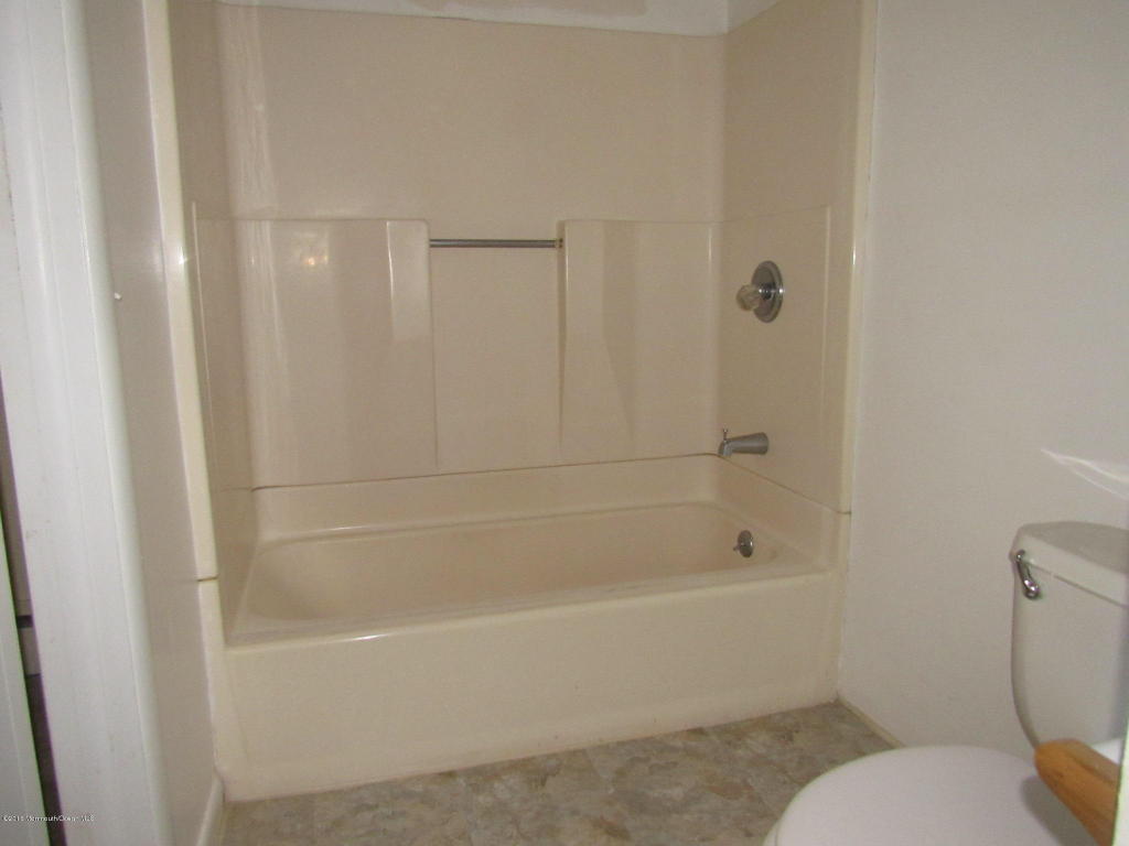 400 Bennett Pl, Brielle, NJ 08730 photo 15