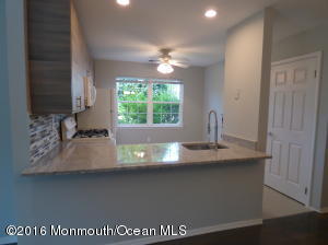 19 Commons Dr, Neptune Township, NJ 07753 photo 11
