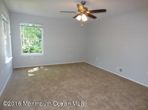 19 Commons Dr, Neptune Township, NJ 07753 photo 27