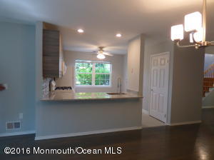 19 Commons Dr, Neptune Township, NJ 07753 photo 10