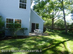 19 Commons Dr, Neptune Township, NJ 07753 photo 42