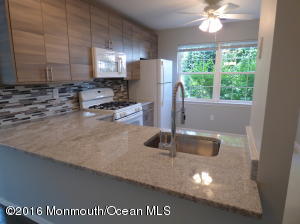 19 Commons Dr, Neptune Township, NJ 07753 photo 12