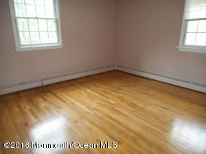 16 Johnson Ln, Jackson, NJ 08527 photo 9