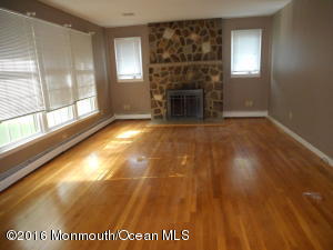 16 Johnson Ln, Jackson, NJ 08527 photo 3