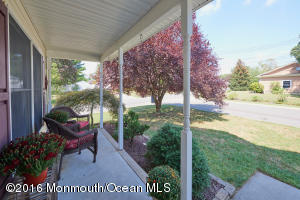2 Braeside Ave, Middletown, NJ 07748 photo 5