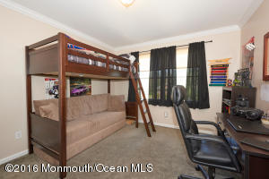 2 Braeside Ave, Middletown, NJ 07748 photo 28