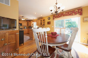 2 Braeside Ave, Middletown, NJ 07748 photo 10