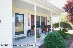 2 Braeside Ave, Middletown, NJ 07748 photo 4
