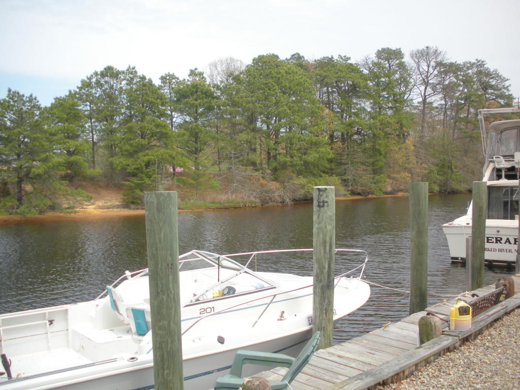 13 Dolphin Ct, Forked River, NJ 08731 photo 14