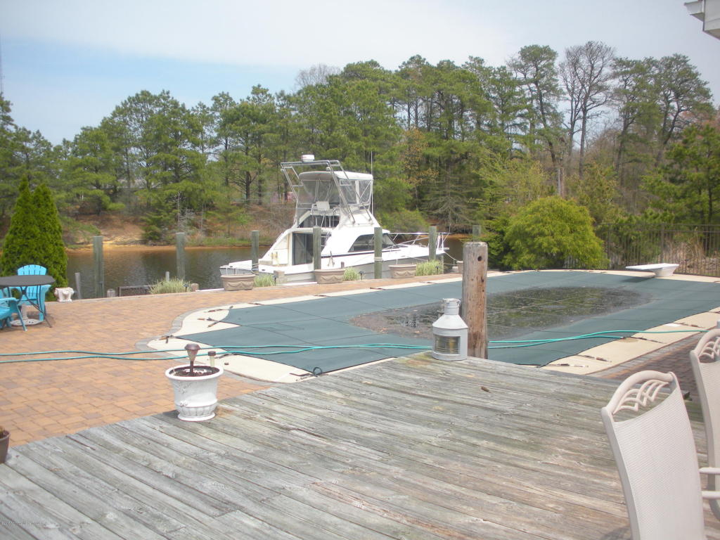 13 Dolphin Ct, Forked River, NJ 08731 photo 20