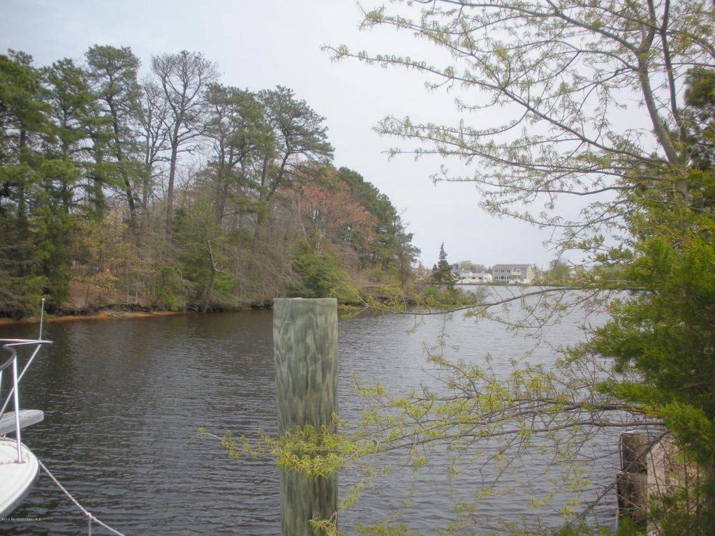 13 Dolphin Ct, Forked River, NJ 08731 photo 10