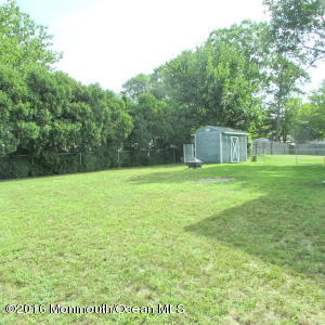 18 Mendon Dr, Howell, NJ 07731 photo 14