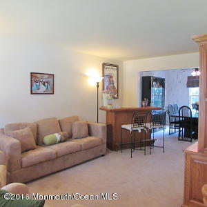 18 Mendon Dr, Howell, NJ 07731 photo 2