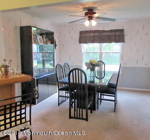 18 Mendon Dr, Howell, NJ 07731 photo 5