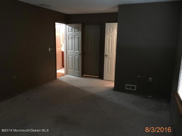 111 Violet Ln, Jackson, NJ 08527 photo 3