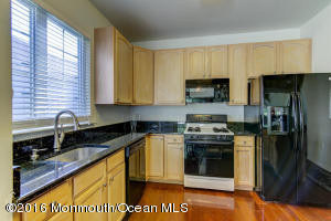 10 Rumson Ct, Waretown, NJ 08758 photo 11